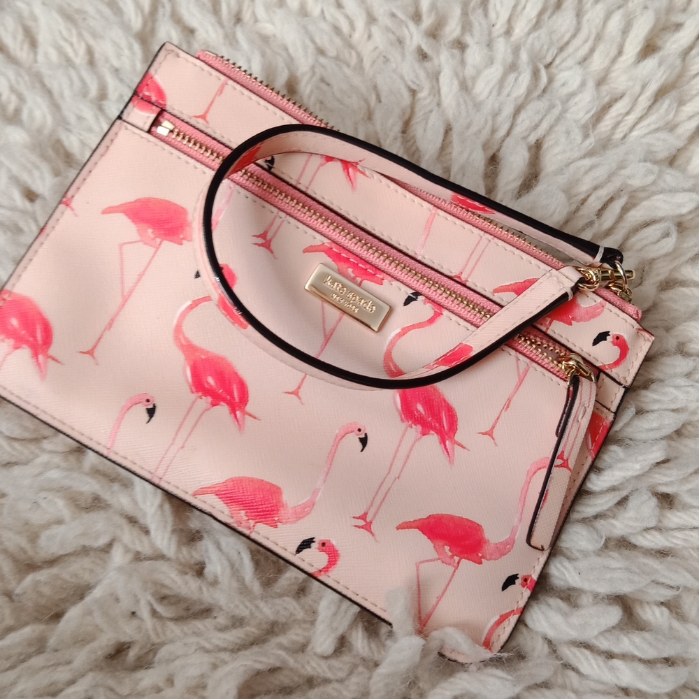 Kate Spade wristlet - Picture 15 of 16